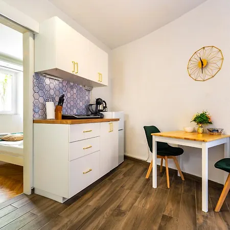 아파트 Corner 스플리트